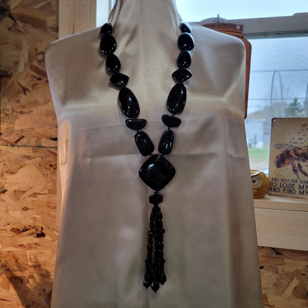 Elegant Black Beaded Necklace